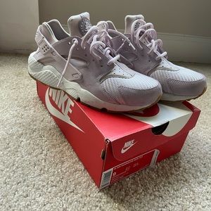 Easter Nike Huarache - lilac